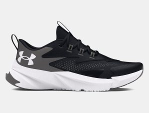 Under Armour – 3027691 UA BGS SCRAMJET 6 – Black/Castlerock/White